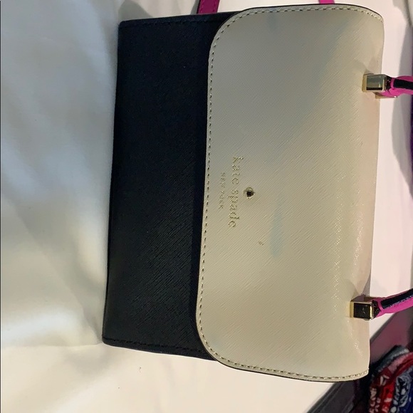 Kate Spade crossbody bag!! - Picture 2 of 4